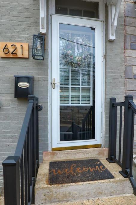 Rare City Home W/ Backyard Fire-Pit & Hottub لانكاستر المظهر الخارجي الصورة